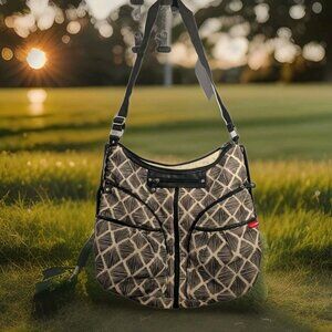 Skip & Hop Women's Diaper Bag Beige And Black Geometric Design